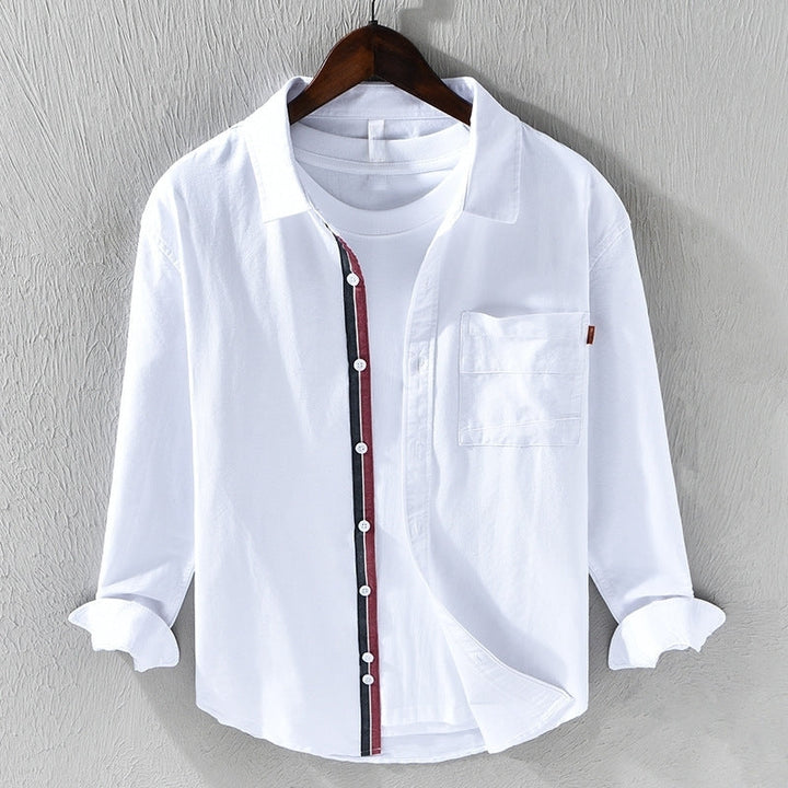Camisa branca masculina de manga longa, smart casual, peça essencial para um visual elegante e moderno.