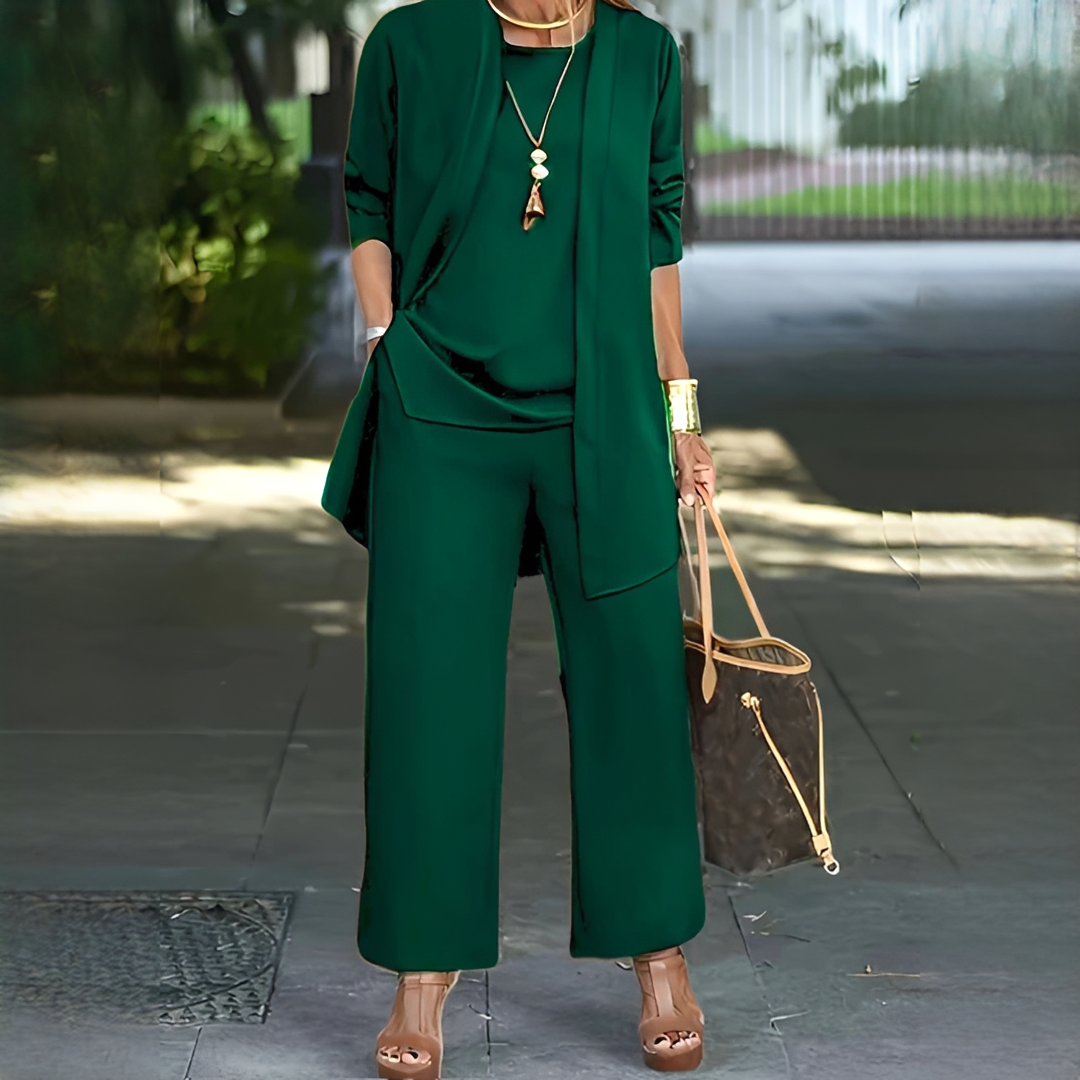 Blazer, colete e calça feminina Aurella. Conjunto formal de três peças, perfeito para moda executiva.