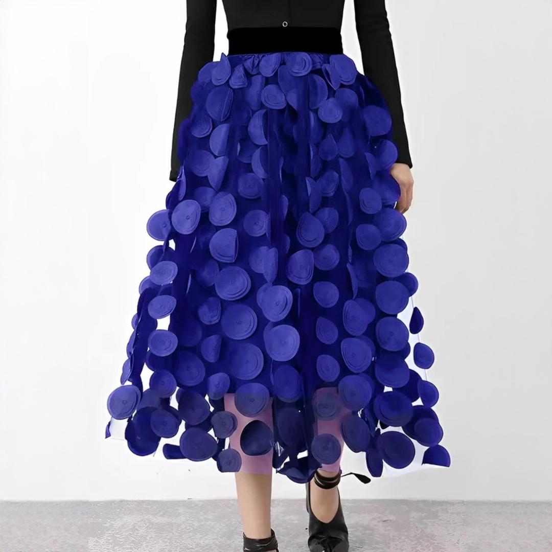 Saia feminina de cintura alta com caimento elegante, um item versátil e confortável para todas as estações.