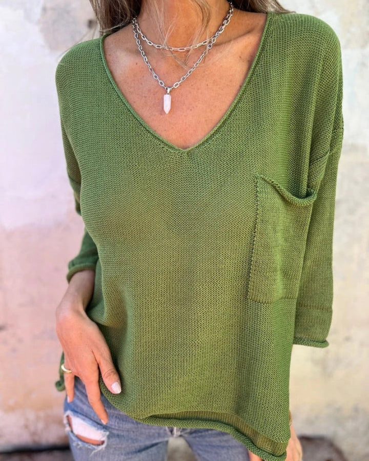 Top boho feminino, decote V, para um estilo casual elegante e confortável no verão.