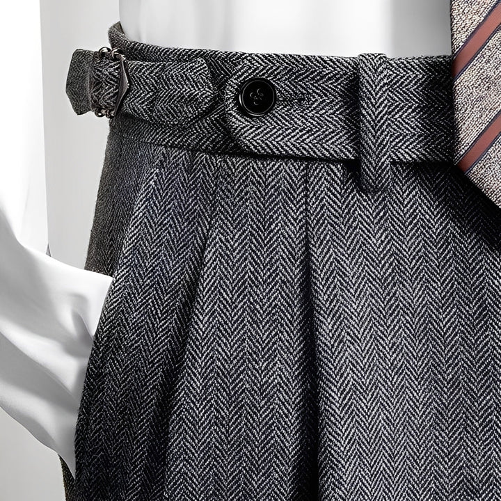Calça masculina solta para homens, ideal para um estilo casual moderno e confortável. Peça básica versátil.