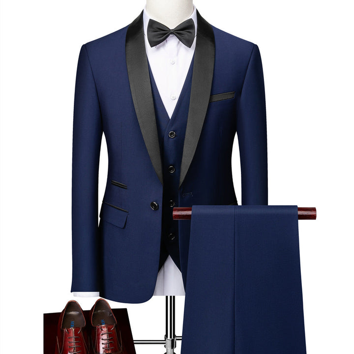 Conjunto terno slim-fit 3 peças para homens, com corte moderno e elegante. Perfeito para festas e eventos sociais.