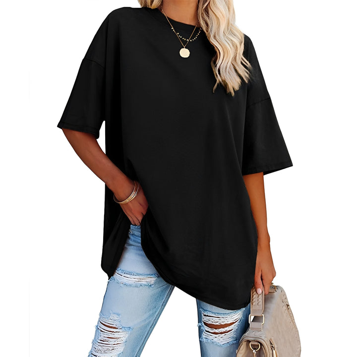 Camiseta feminina de moda casual, solta e ombro caído. Blusa confortável em cores variadas para o verão.