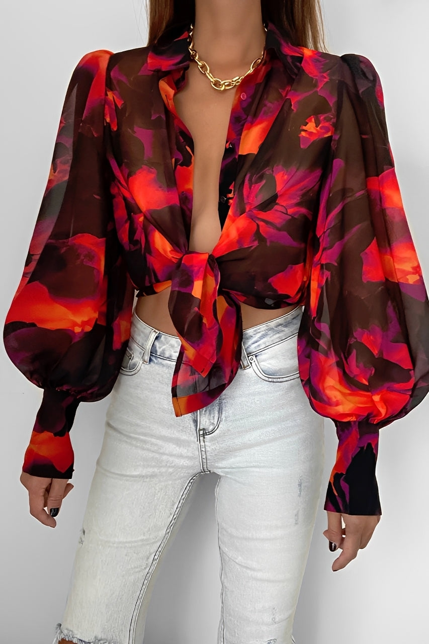 Blusa feminina com mangas bufantes, peça chave para um estilo moderno. Tendência de moda e conforto.