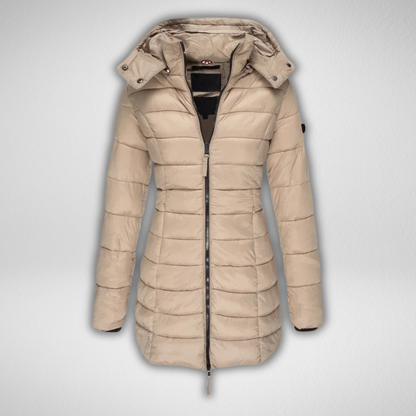 Casaco de inverno feminino em cor vibrante, acolchoado, proporciona conforto e calor contra o frio.