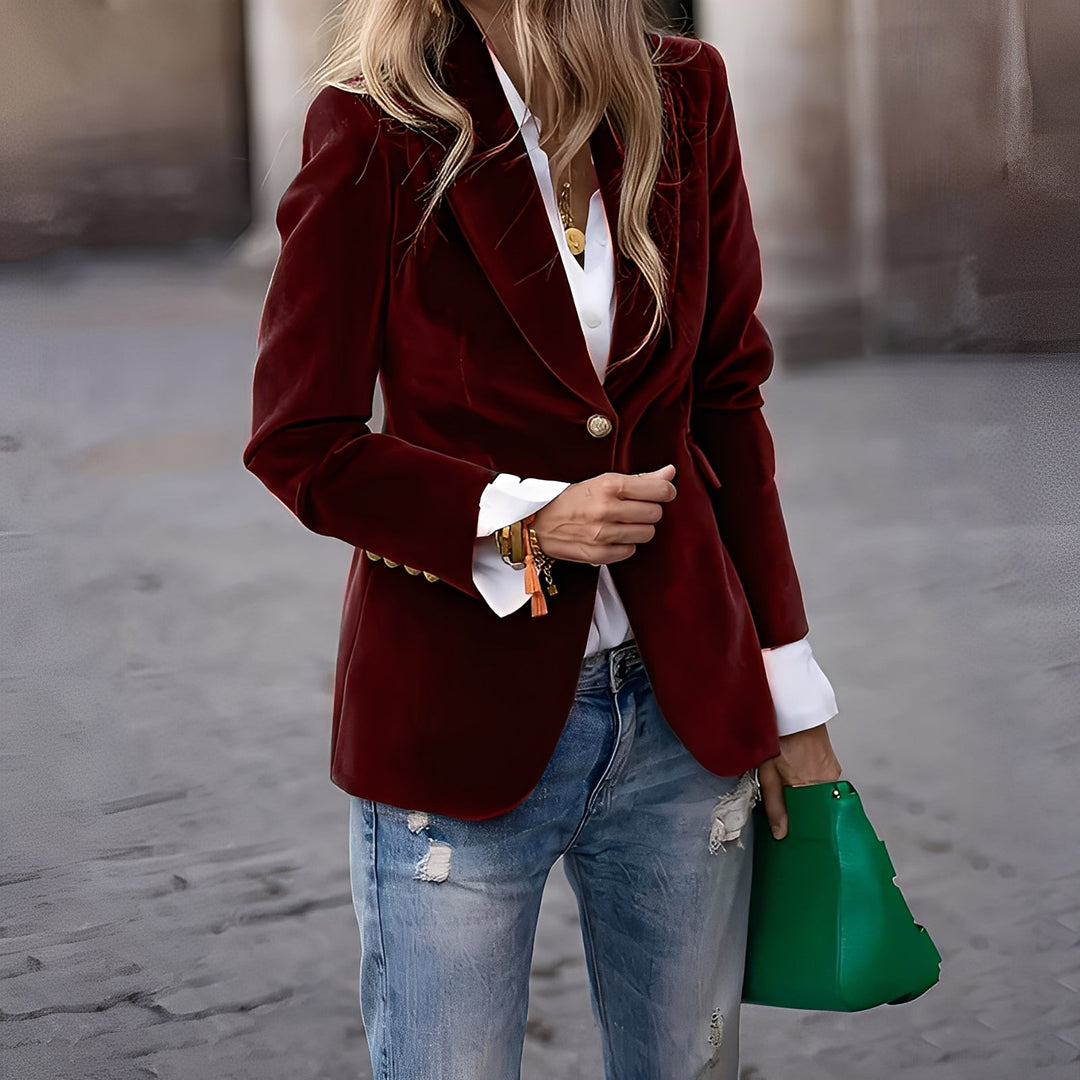 Blazer feminino justo colorido, estilo alfaiataria sofisticado para moda outono inverno. Ideal para mulheres.