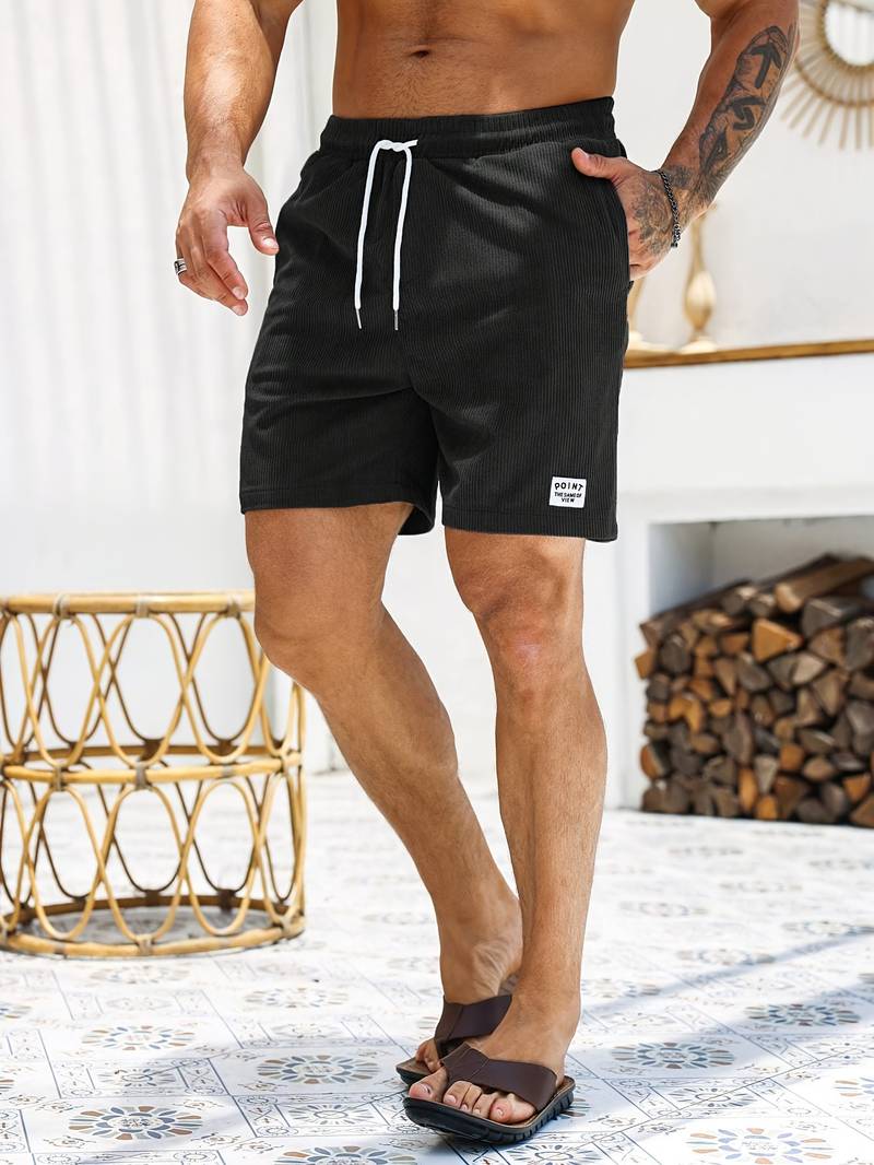Shorts masculinos de praia em cores vibrantes, combinando estilo, conforto e moda verão.