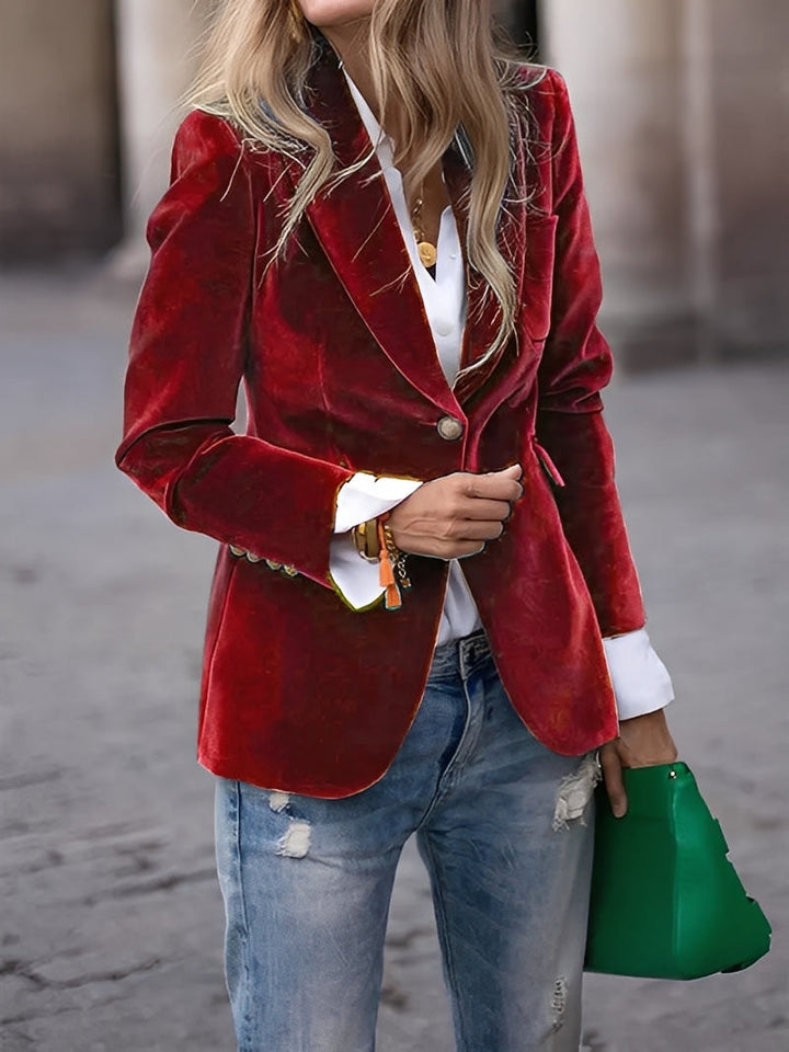 Blazer feminino elegante para eventos e reuniões importantes, realçando sua postura com um toque sofisticado.