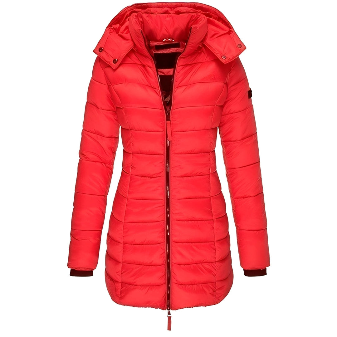 Modelo veste casaco feminino de inverno, look elegante e casual. Agasalho que protege do frio com muito estilo.