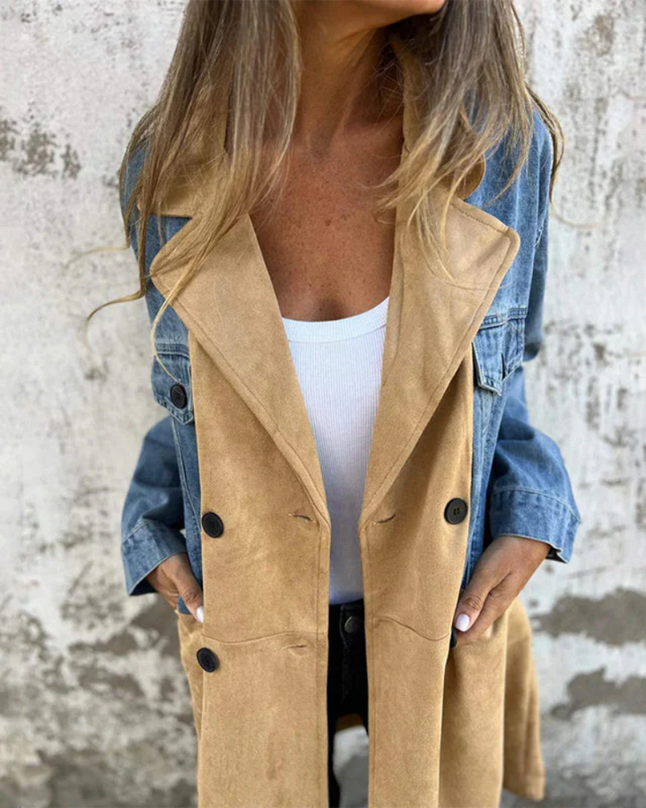 Casaco jeans feminino elegante, corte clássico para look versátil. Roupa feminina essencial para todas as estações.