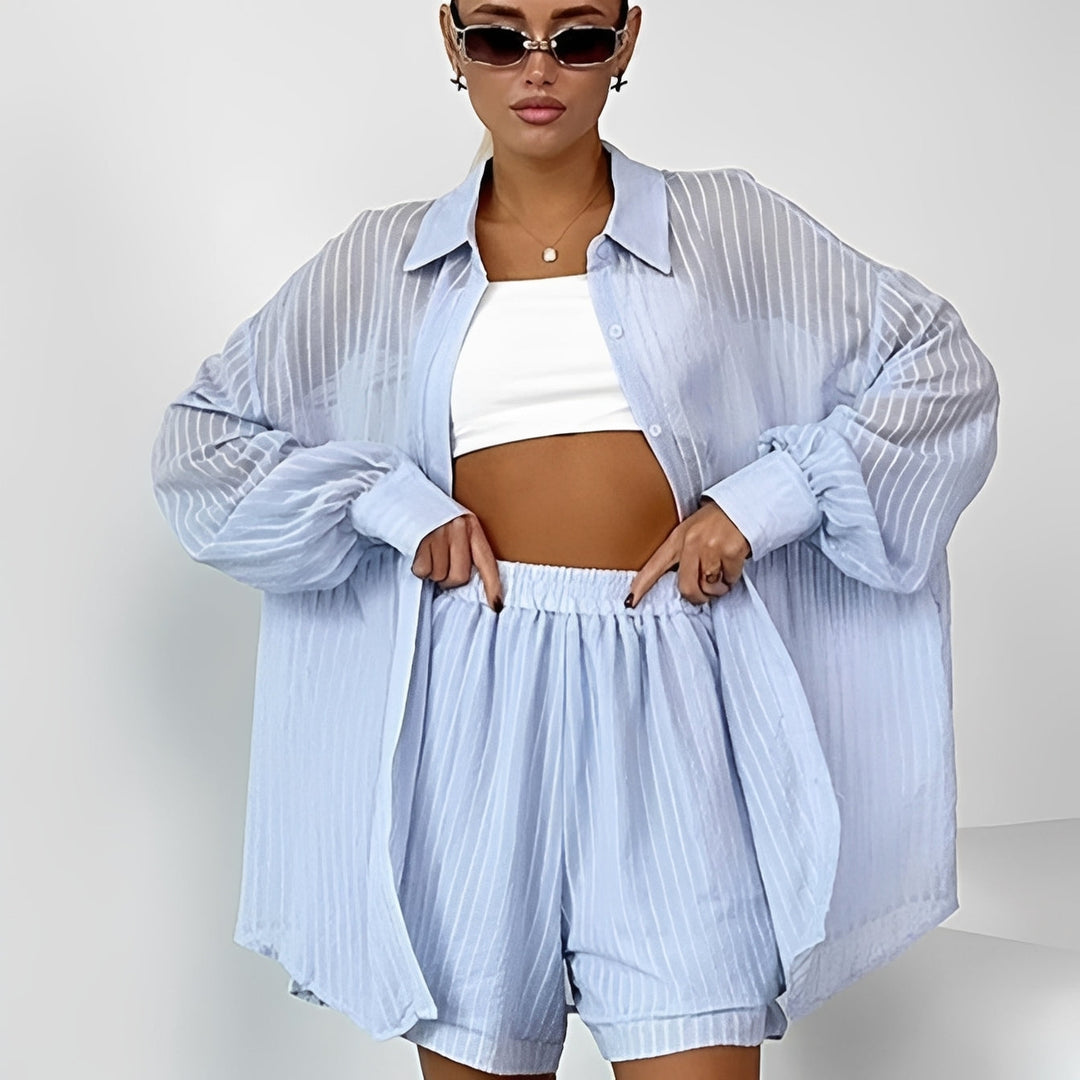 Conjunto shorts feminino azul Sally de duas peças, roupa casual chique primavera verão para dia a dia ou férias.