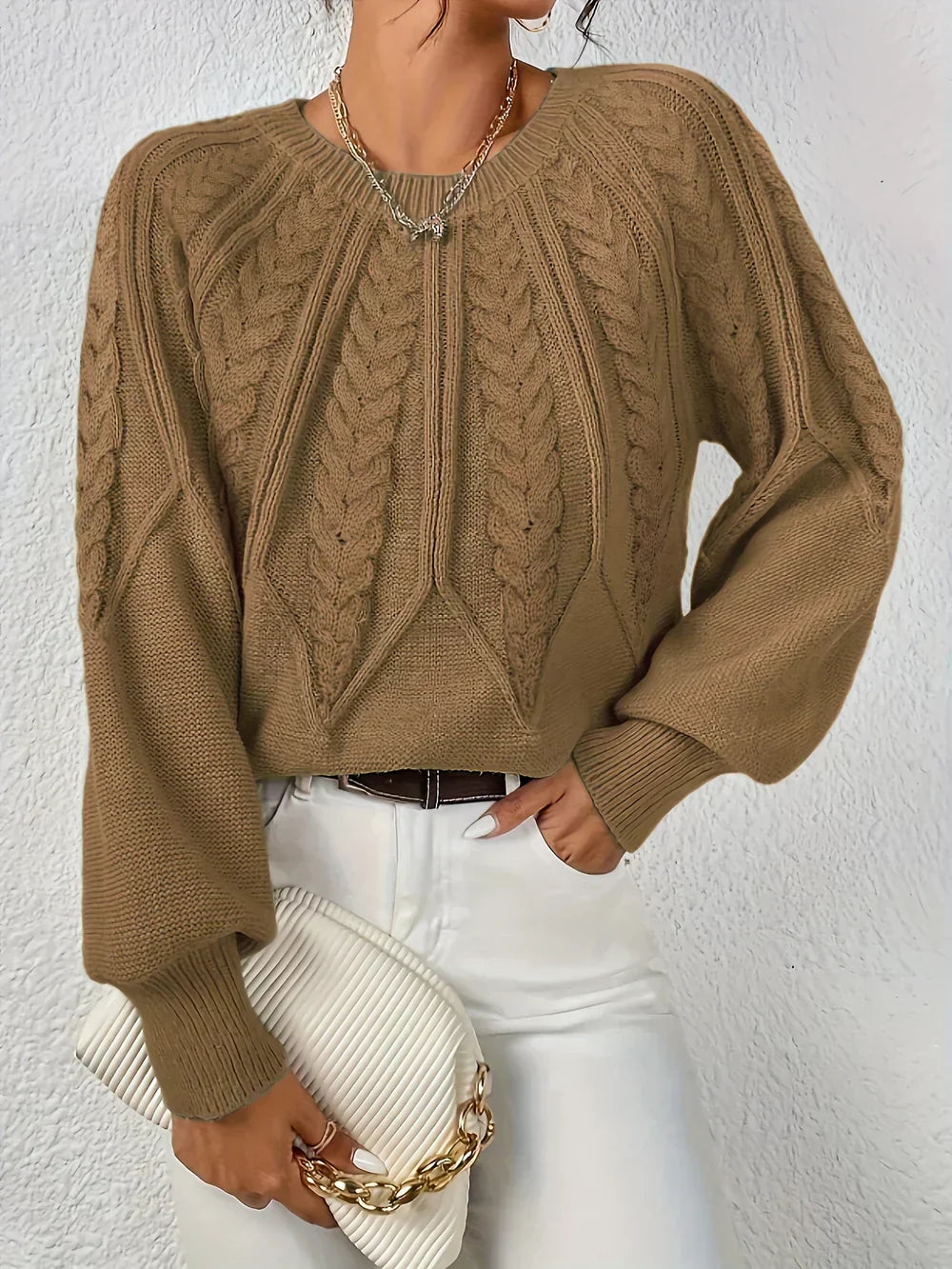 Suéter feminino de crochê, manga longa. Blusa de frio em tricô, elegante e confortável para o inverno.
