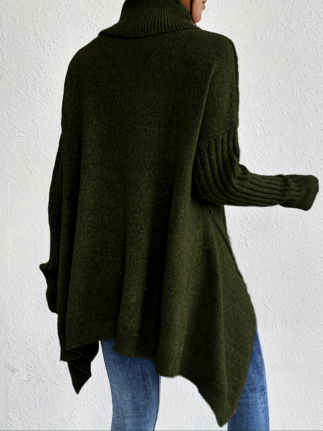 Camisa polo feminina oversized em algodão. Conforto máximo para o estilo casual.