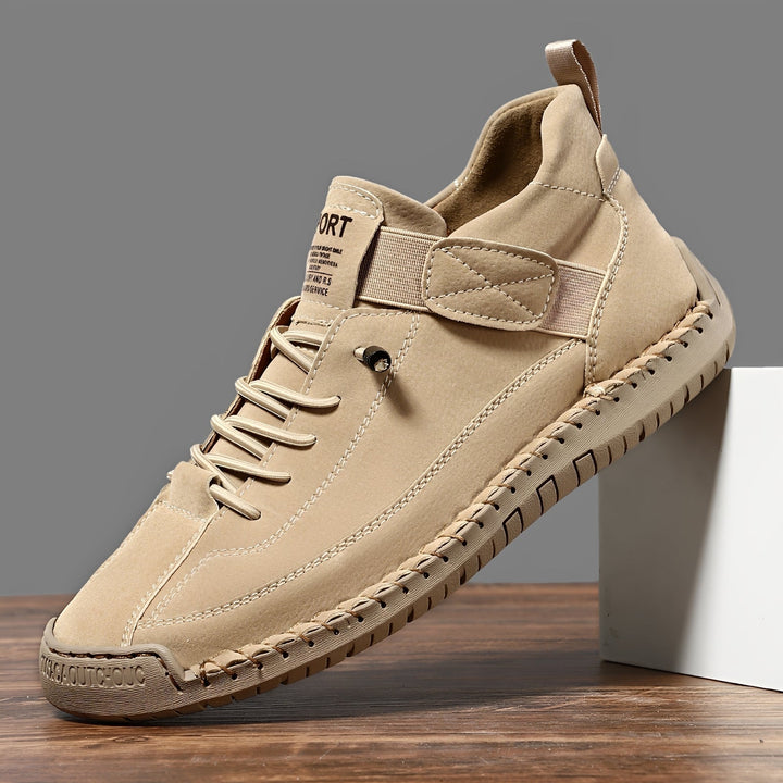 Confortáveis sapatos femininos com cadarço, perfeitos para uso casual e looks de verão versáteis.