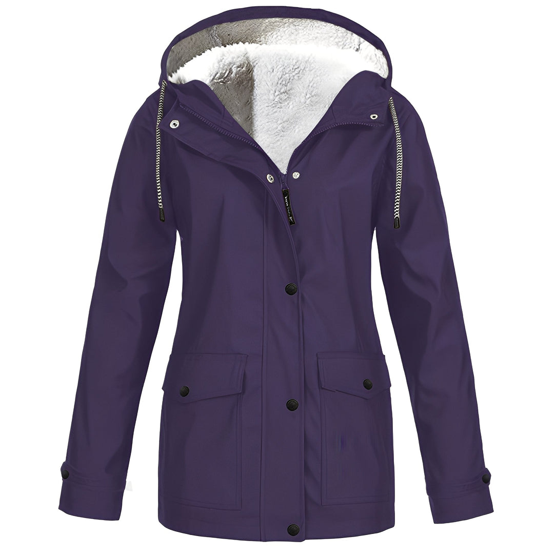 Jaqueta feminina impermeável e versátil, peça chave da moda. Agasalho casual para outono, inverno e primavera.