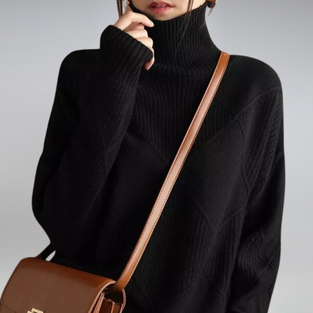 Suéter feminino gola alta, clássico atemporal. Ideal para compor looks elegantes e casuais no inverno.