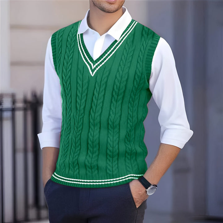 Colete masculino Bobbie com decote em V, perfeito para compor looks casuais e elegantes no verão.