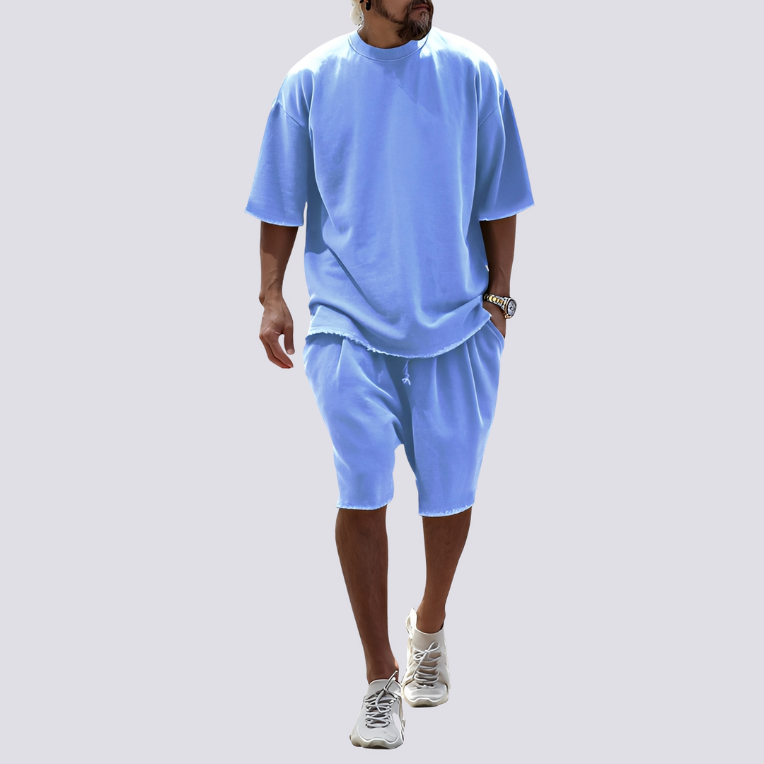 Conjunto masculino casual solto, ideal para conforto e estilo no verão. Roupa masculina versátil e moderna.