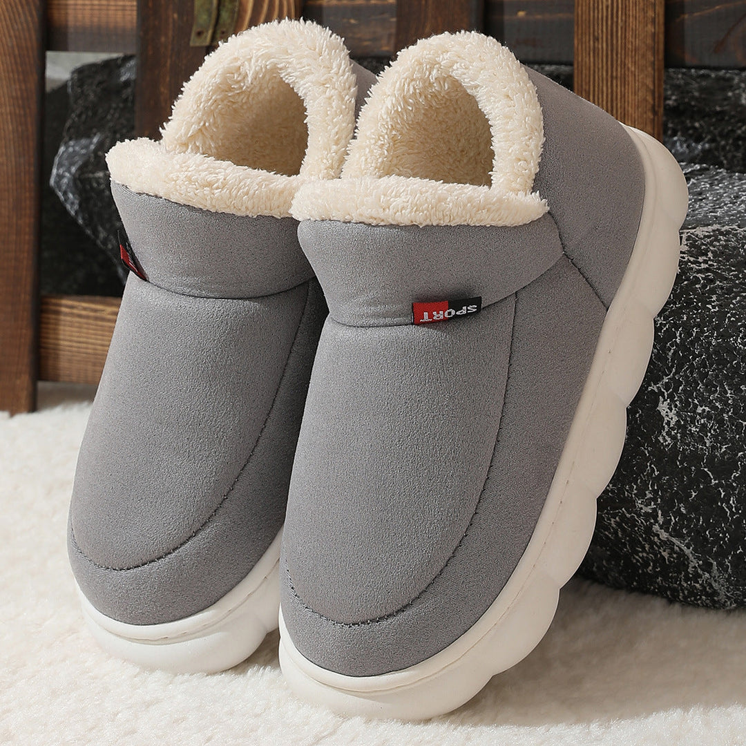 Calçado de pelúcia feminino para inverno. Tênis plataforma super quente e macio para máximo conforto.