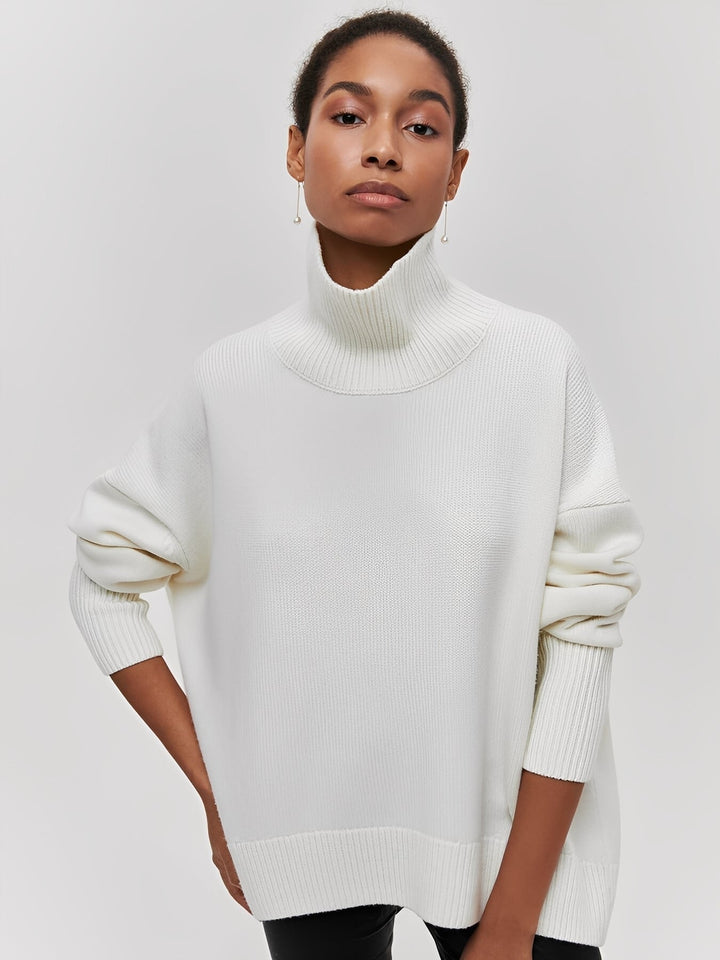 Moda feminina: suéter de gola alta versátil, perfeito para compor looks de inverno elegantes.