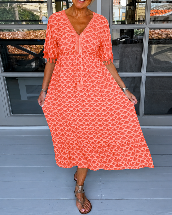 Vestido feminino midi casual com decote em V. Ideal para o verão, moda praia e momentos de conforto.