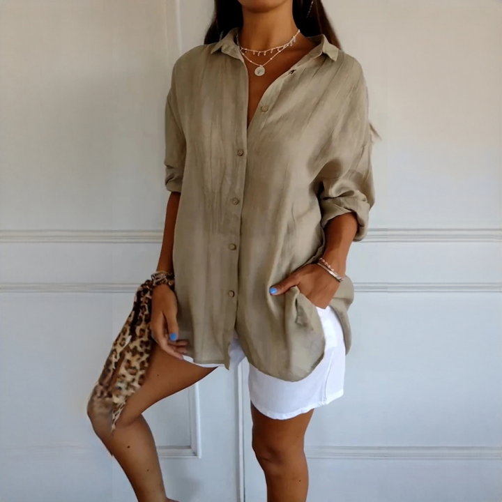 Blusa feminina de botões, manga longa, clássica para outono inverno. Disponível em várias cores e tamanhos.