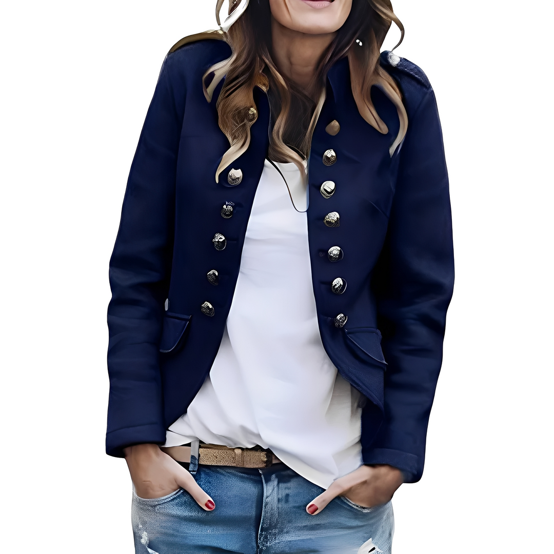 Blazer feminino clássico e elegante. Essencial para moda feminina, versátil para looks de trabalho e sociais.