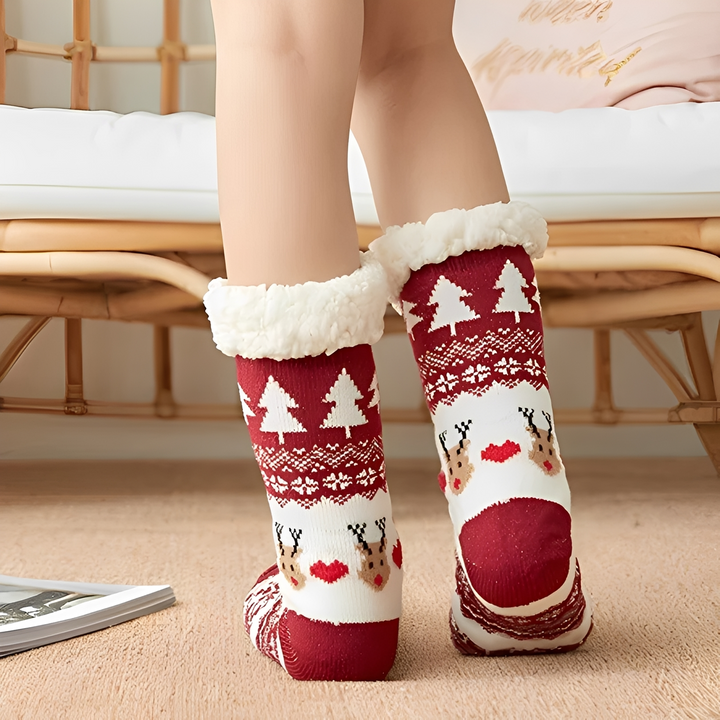 Meias femininas de inverno festivas com design de Natal, oferecendo conforto e calor antiderrapante.
