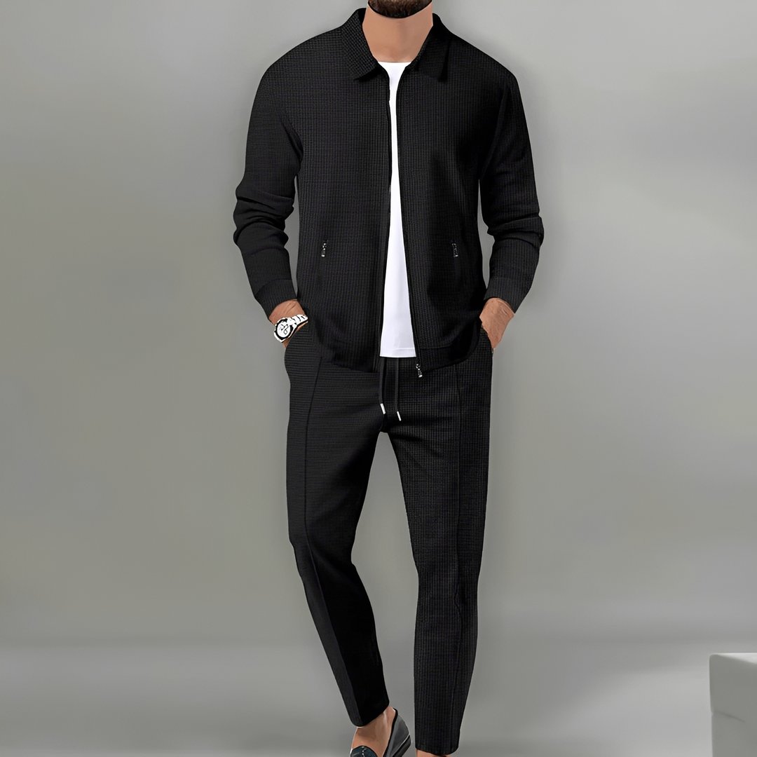 Conjunto masculino Alvin: calças e blusa desportiva. Estilo casual e máximo conforto para a moda homem atual.