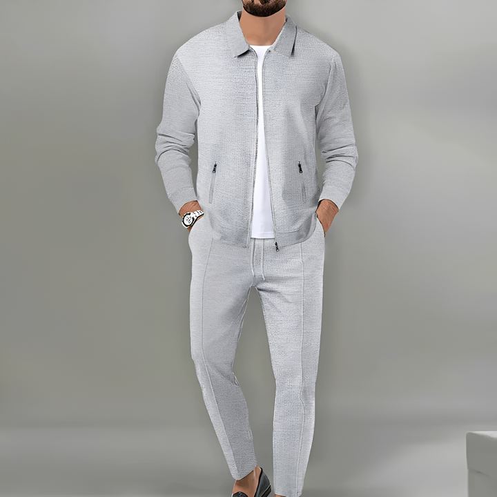 Moda homem: conjunto Alvin com calças e blusa, design moderno para conforto e estilo masculino casual.
