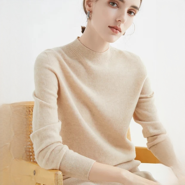 Pulôver feminino clássico, vestuário essencial e confortável para qualquer guarda-roupa de inverno.