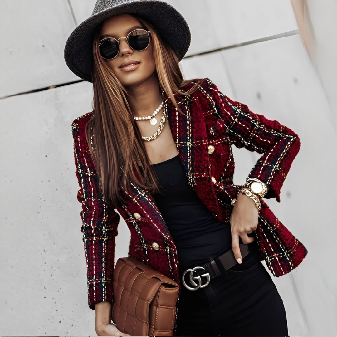Moda feminina: blazer xadrez elegante, ideal para looks de outono/inverno. Casaco social versátil e confortável.
