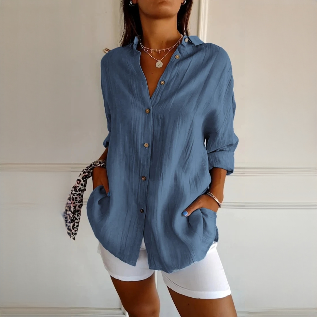 Camisa de botões feminina para um look casual chic. Confortável e elegante para o dia a dia.
