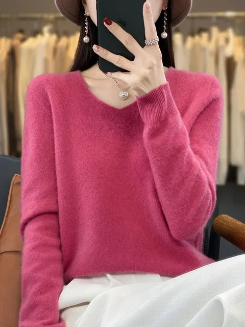 Jumper folgado feminino V-neck, tricô de alta qualidade, perfeito para looks descontraídos e elegantes.