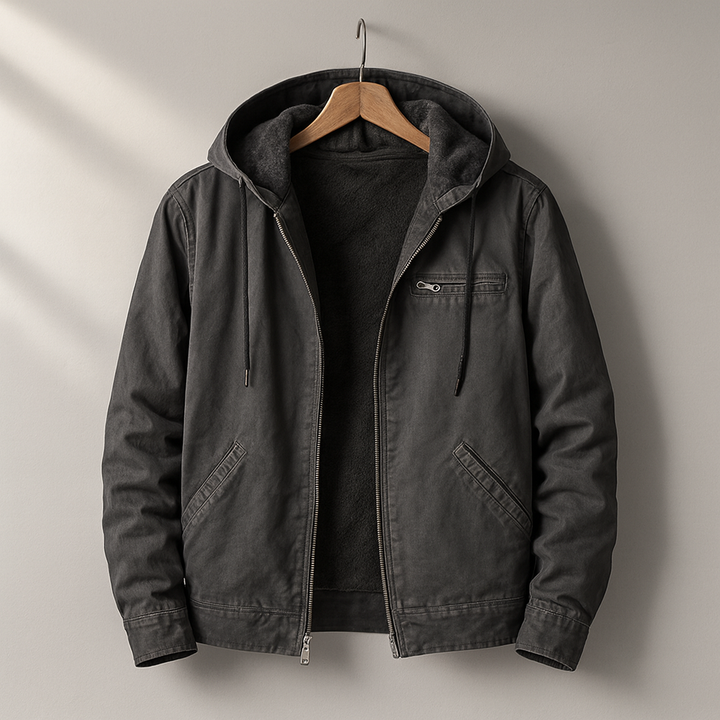 Jaqueta de inverno masculina robusta e aconchegante, ideal para enfrentar o frio com conforto e durabilidade. Essencial.