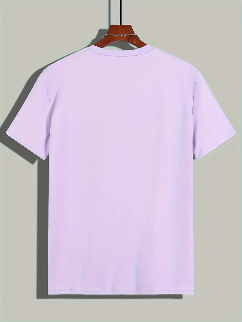 T-shirt masculina versátil, moda básica e casual para o verão.