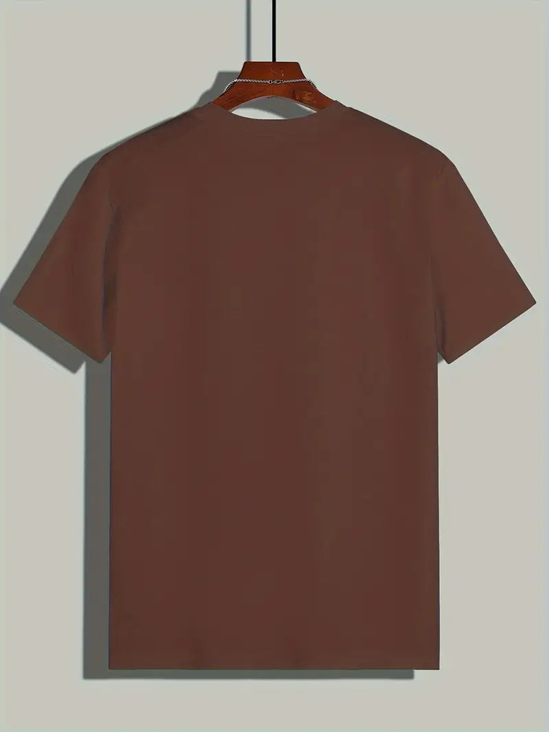 Camiseta masculina casual e versátil, para um verão elegante.