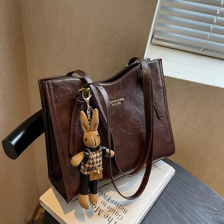 Bolsa feminina vintage Lena preta, acessório clássico de ombro para laptop, moda feminina durável.