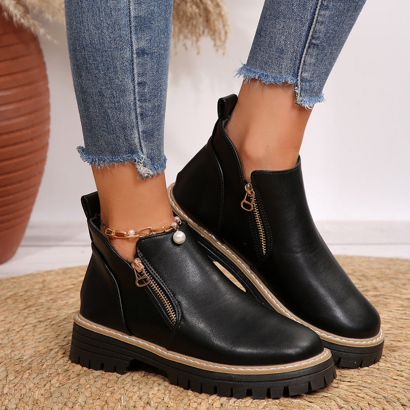 Botas femininas de tornozelo pretas com suporte confortável, calçado antiderrapante para inverno e elegância.