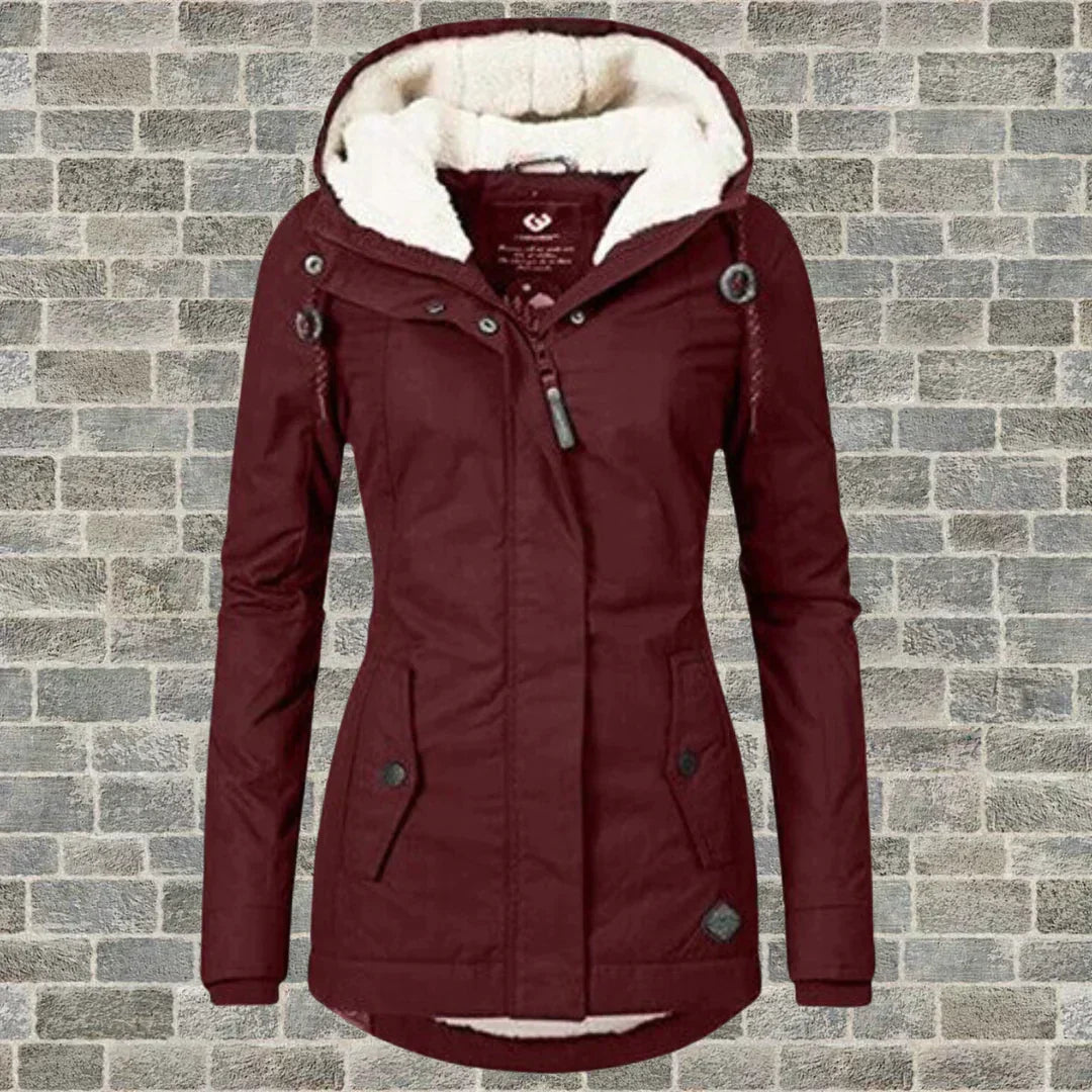 Jaqueta feminina plissada com capuz, um agasalho moderno e chique para a moda de inverno e outono casual.