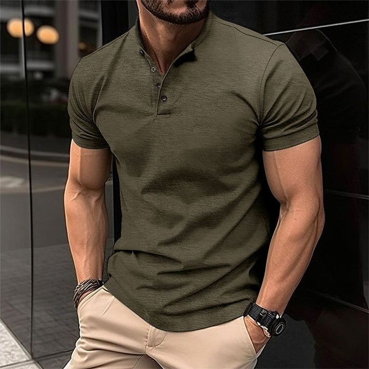 Polo masculina em algodão premium, estilo casual e elegante. Ideal para conforto diário e moda verão masculina.