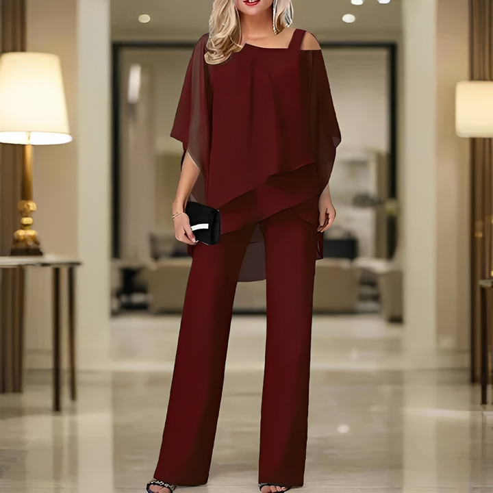 Conjunto feminino versátil de verão, com calça e blusa elegante, perfeito para eventos noturnos e moda feminina.