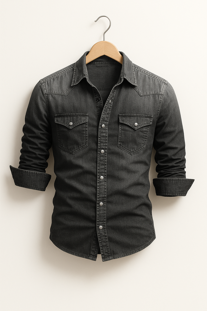 Roupa masculina: camisa jeans solta, manga comprida, oferece estilo casual e descontraído para o dia a dia.