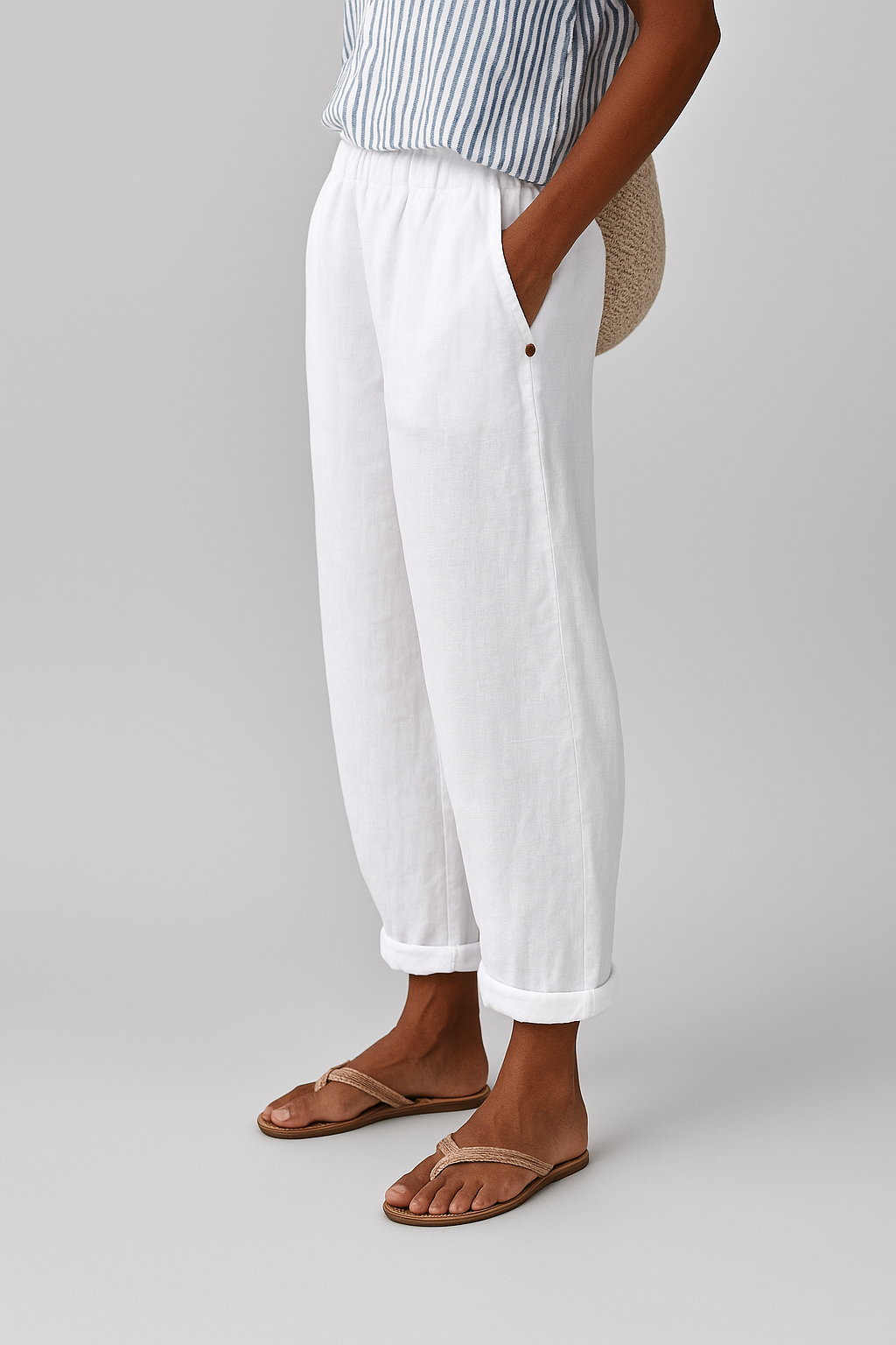 Roupa feminina: Calça folgada casual com bolsos, perfeita para um visual descontraído e confortável na moda verão.