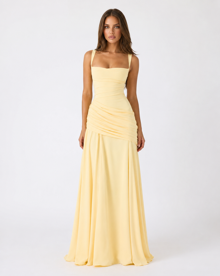 Vestido maxi feminino elegante com decote quadrado drapeado, perfeito para festas.