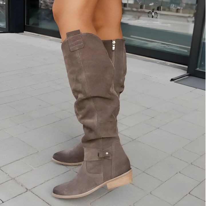 Bota alta feminina de camurça sintética, estilo joelho para o inverno, moda e elegância. (pt)