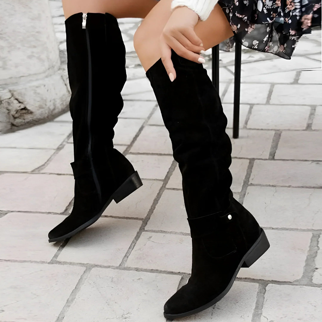 Bota feminina de joelho em camurça sintética, elegante, confortável e ideal para o inverno. (pt)