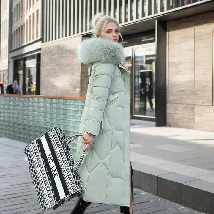 Casaco feminino comprido e estiloso para inverno. Moda italiana com toque de elegância e conforto.