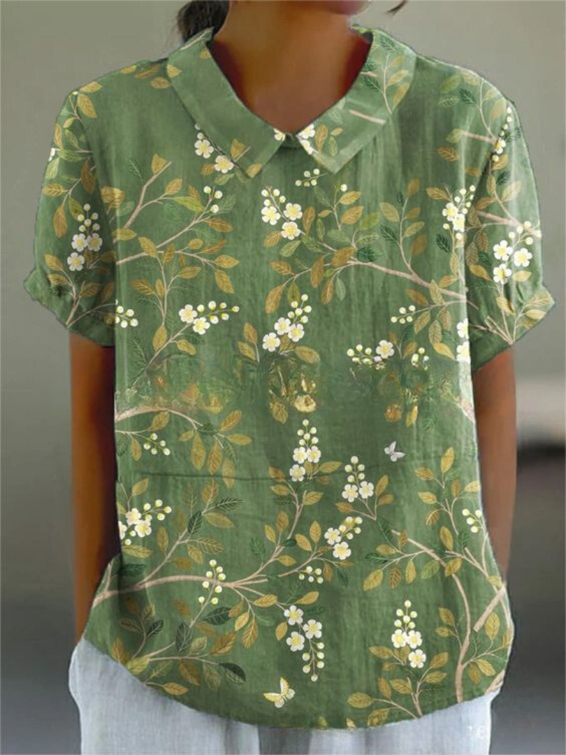 Blusa estampada floral feminina, confortável e versátil. Ideal para dias de verão.