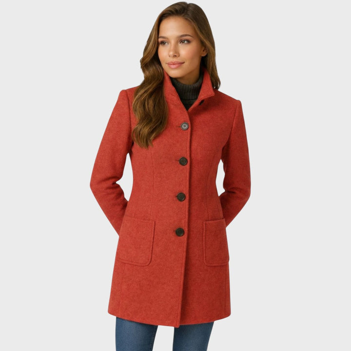 Casaco feminino estiloso para outono/inverno, com design elegante e caimento ideal. Tendência de moda.
